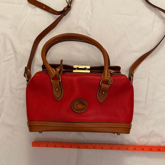 Dooney & Bourke Red and Tan Satchel doctor bag vintage leather - Picture 17 of 17
